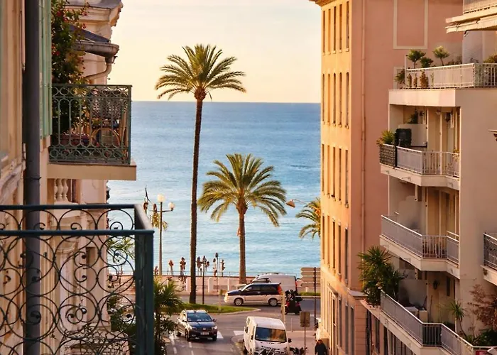 Apartment Azur Carre D'or Duplex 6 Pers 2 Min De La *