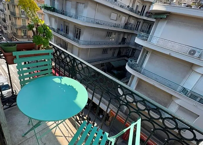 Apartment Azur Carre D'or Duplex 6 Pers 2 Min De La Nice
