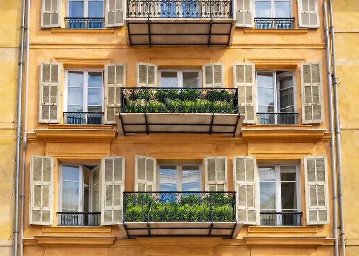 Apartment Azur Carre D'or Duplex 6 Pers 2 Min De La *