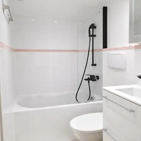 Azur Carre D'or Duplex 6 Pers 2 Min De La Daire